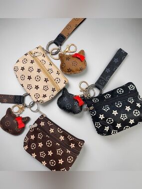 Fashion inspired mini purse keychainswith wristlet straps, cat shaped charm ❣️